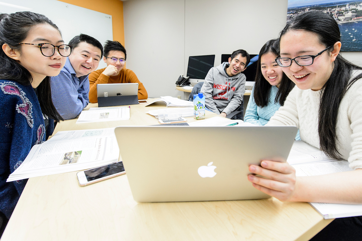 Students in ESL 116 course work in the Active Learning Lab in the English as a Second Language (ESL) Department inside Helen C. White Hall at the University of Wisconsin-Madison on Nov. 23, 2016.